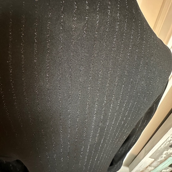 Donna Ricco New York Black Silver Pinstripe Crepe Wrap Dress Women’s 12 NWT - Picture 6 of 13